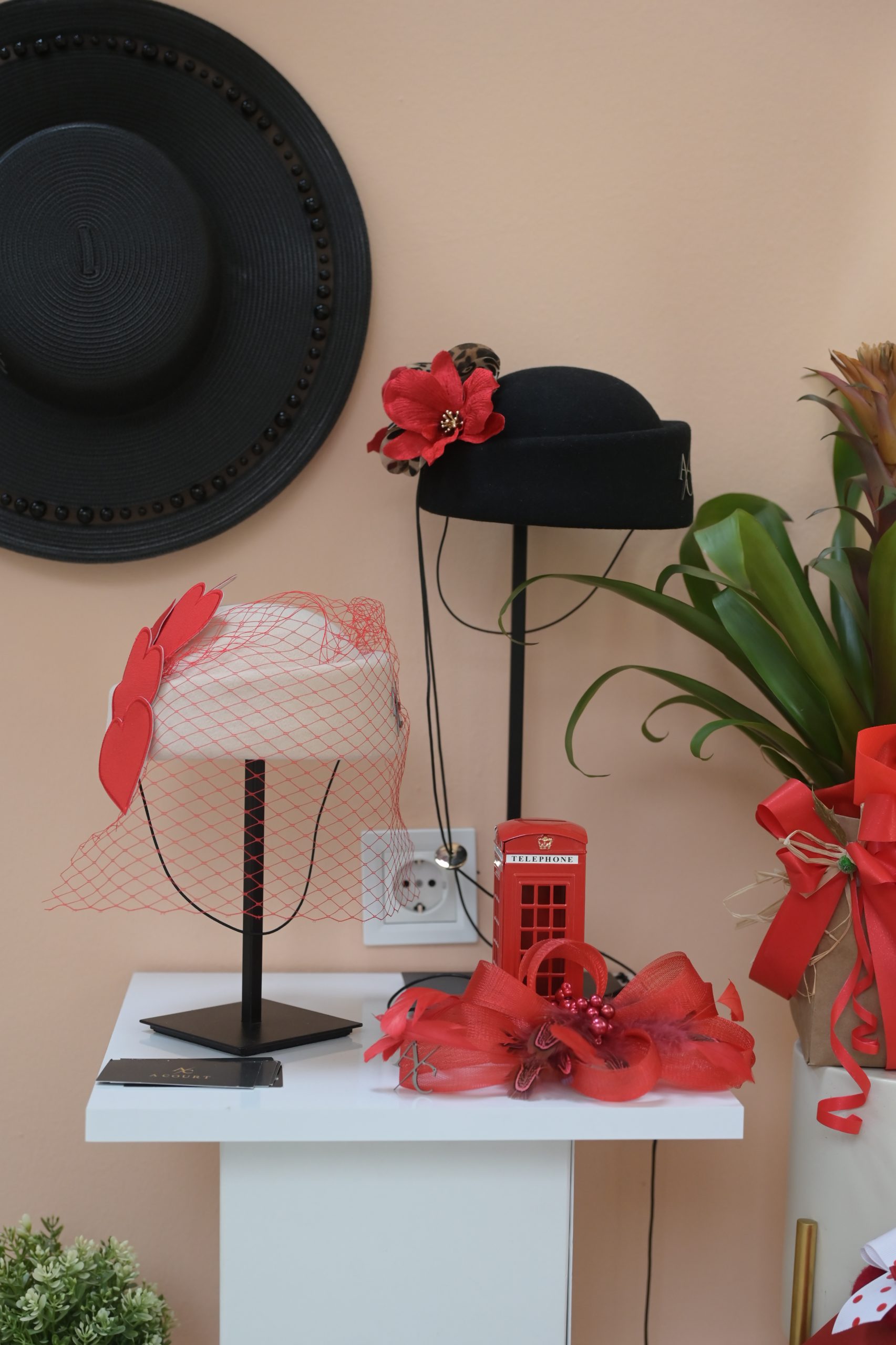 ABOUT US_Inside shop